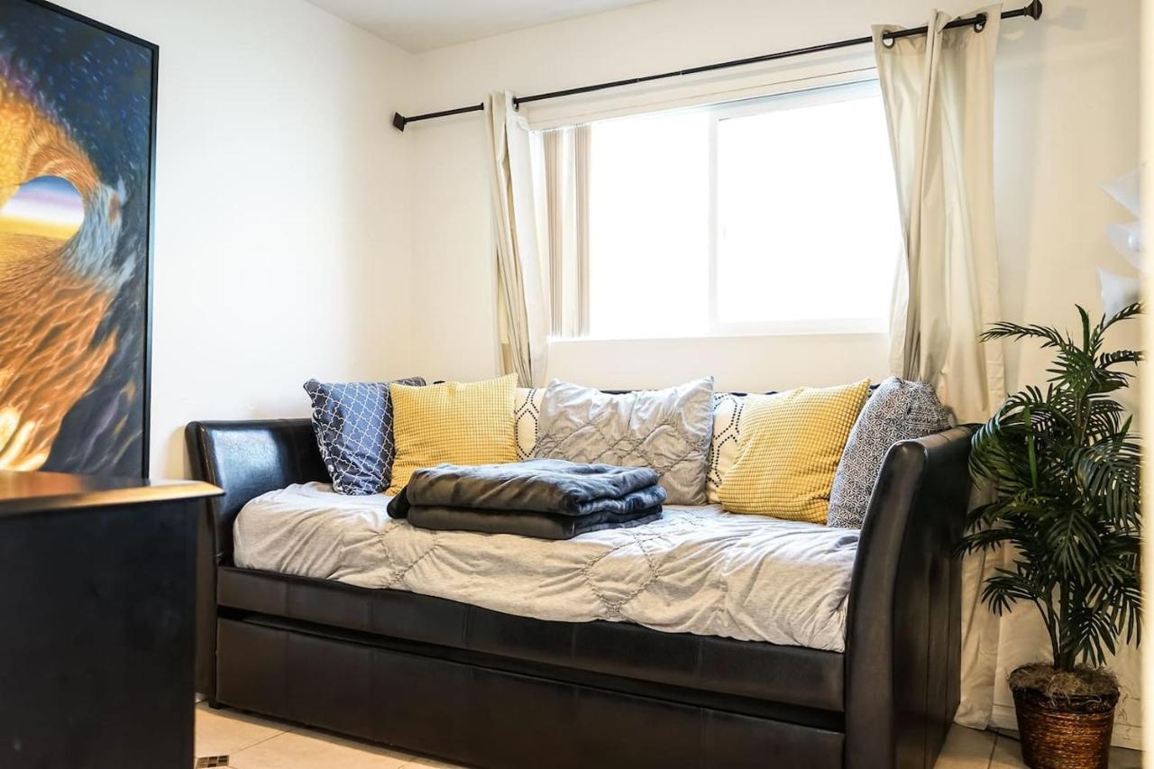 Newport Beach House 1 Blk To Beach And 25 Min To Disney Εξωτερικό φωτογραφία
